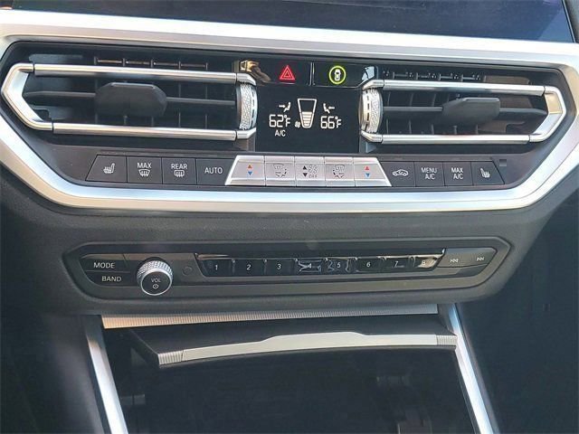 Used 2023 BMW 430i xDrive Convertible w/ Convenience Package image 24