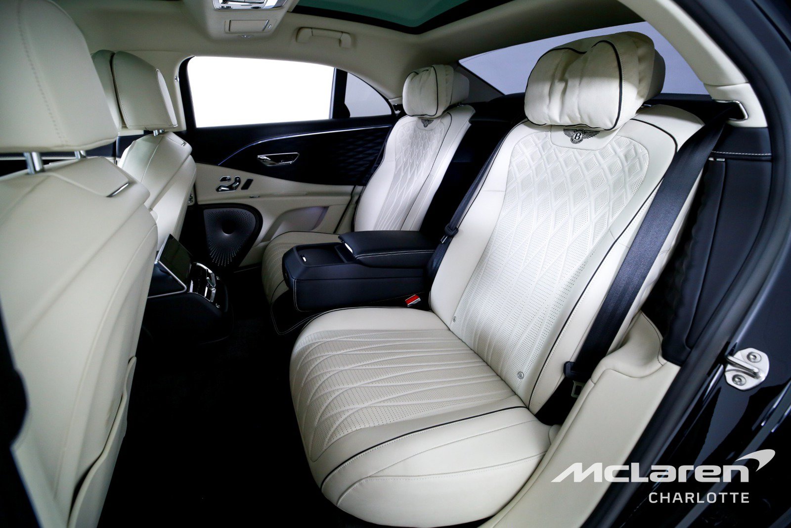 Used 2020 Bentley Flying Spur W12 AWD/4WD image 18
