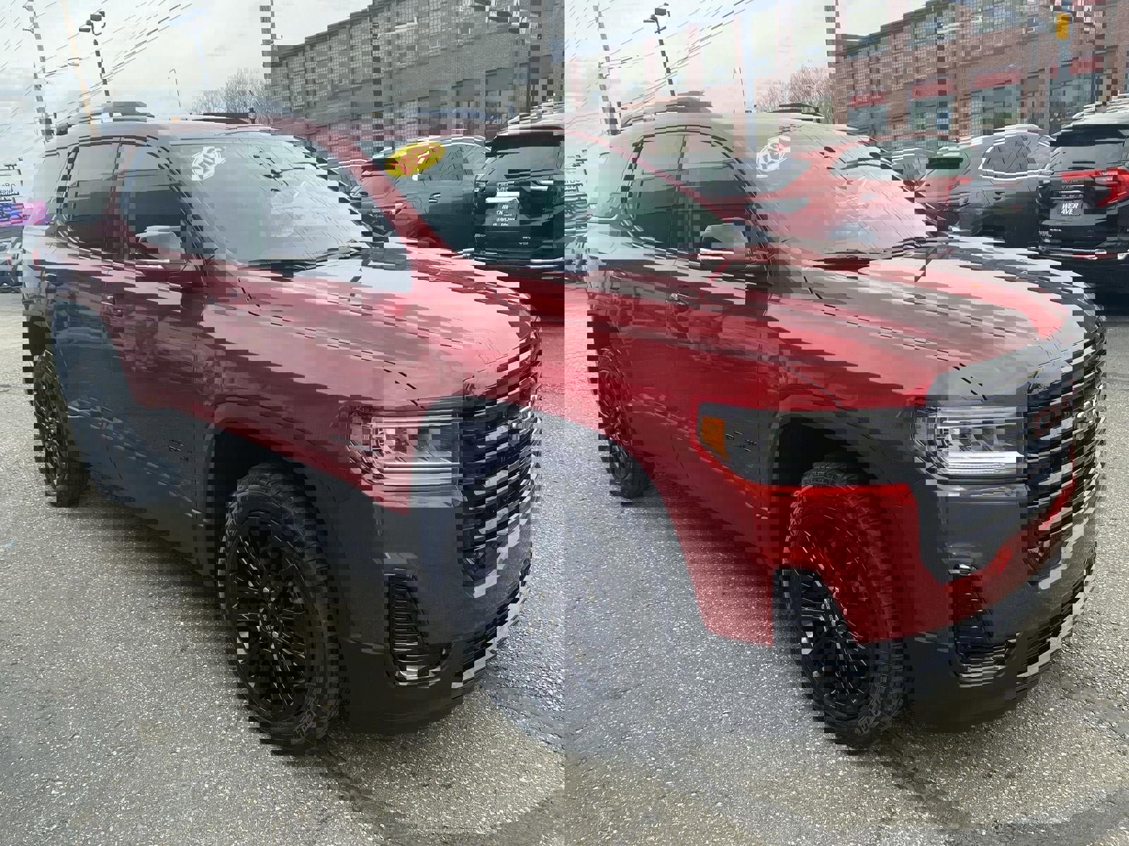 Used 2023 GMC Acadia SLE w/ Driver Convenience Package AWD/4WD image 13