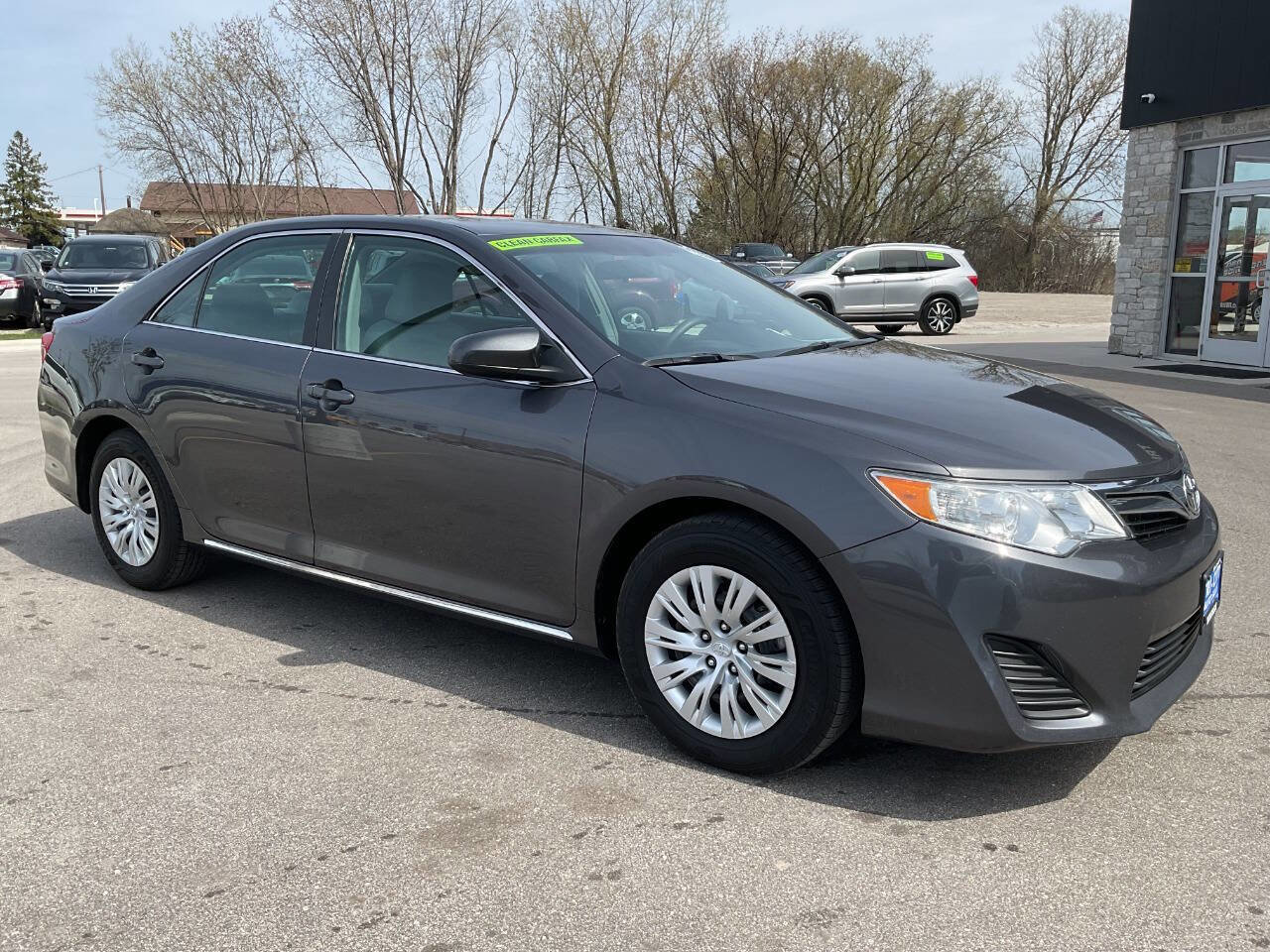 Used 2012 Toyota Camry LE FWD image 10