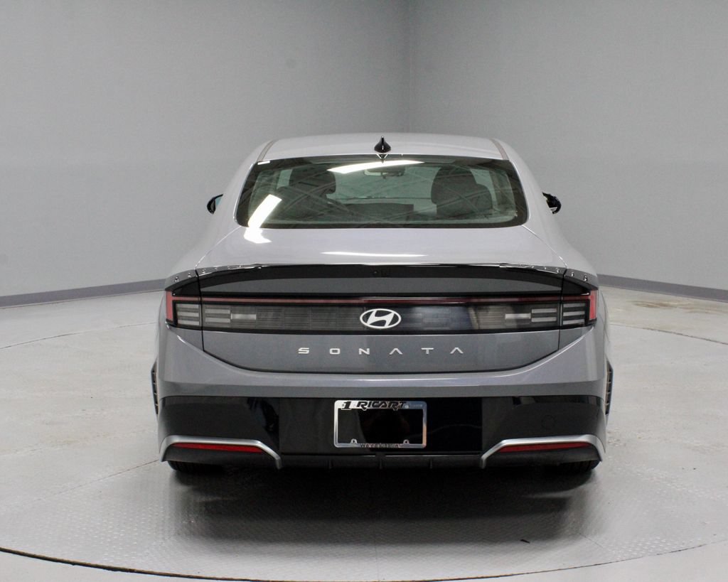 Used 2024 Hyundai Sonata SEL FWD image 9