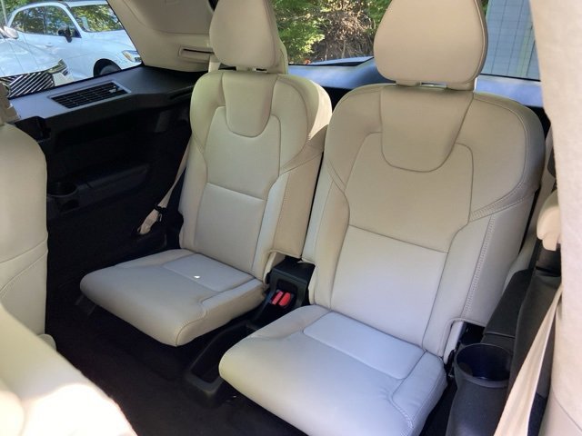 New 2026 Volvo XC90 B6 Ultra w/ Lounge Package image 16