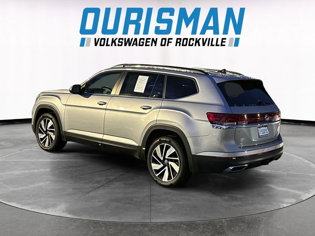 Used 2024 Volkswagen Atlas SE image 4
