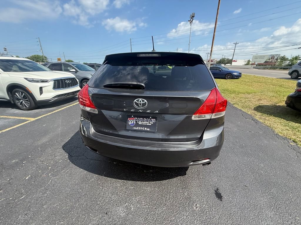 Used 2011 Toyota Venza w/ Comfort Pkg FWD image 4