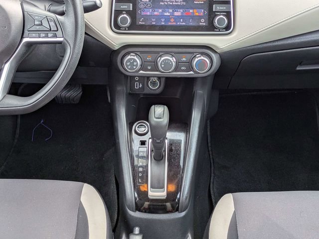 Used 2022 Nissan Versa SV FWD image 18