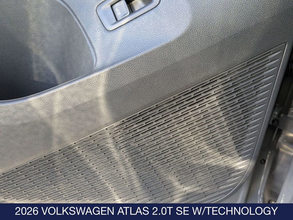 New 2026 Volkswagen Atlas SE image 15