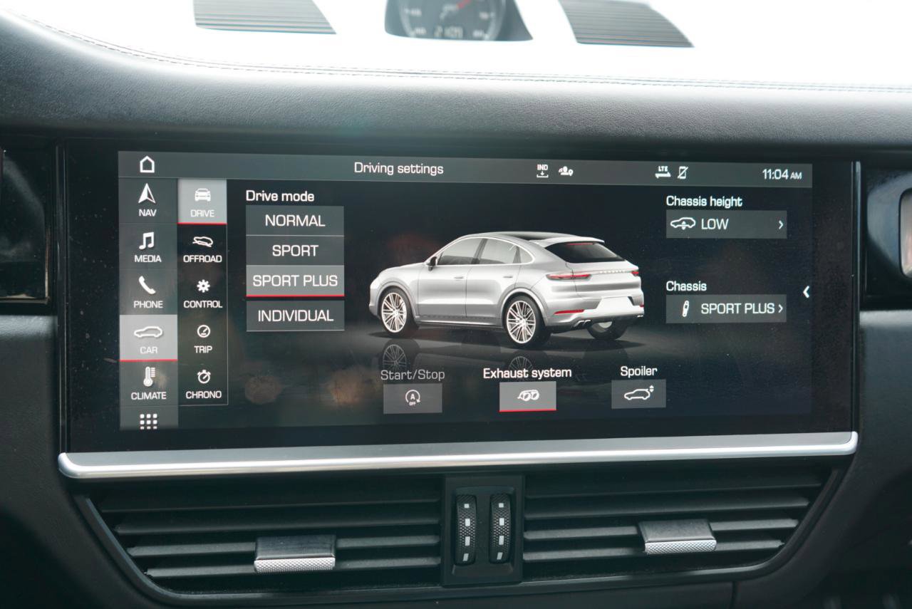 Used 2021 Porsche Cayenne Turbo image 42