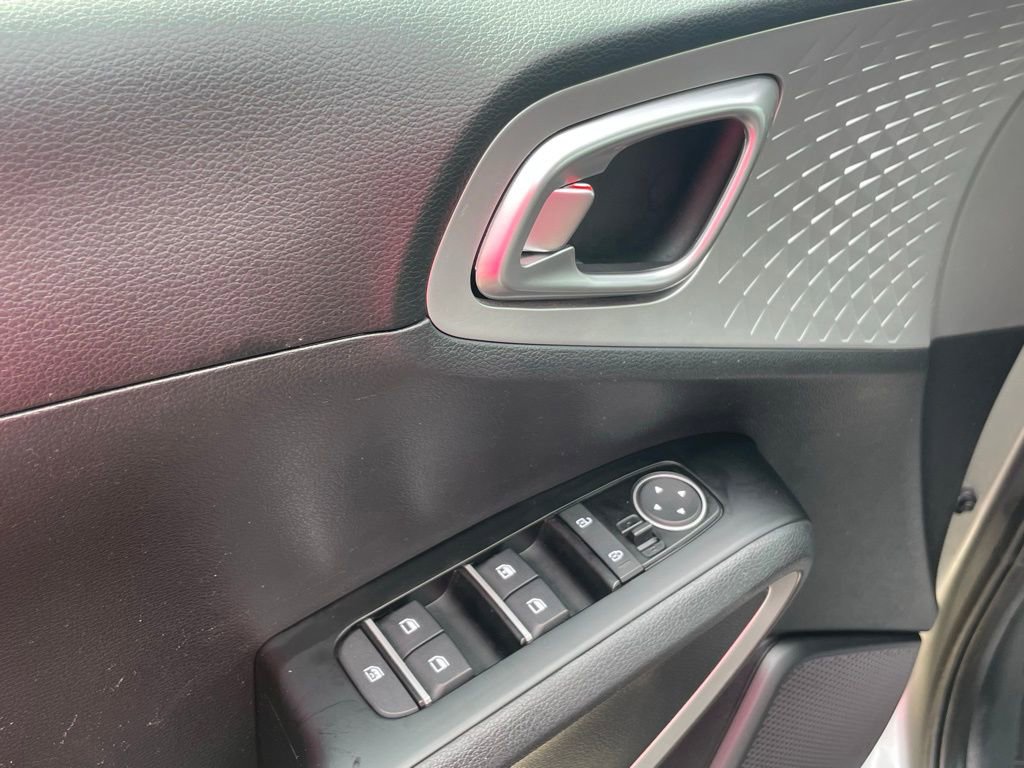 Certified 2024 Kia Soul LX w/ Option Group 015 FWD image 11