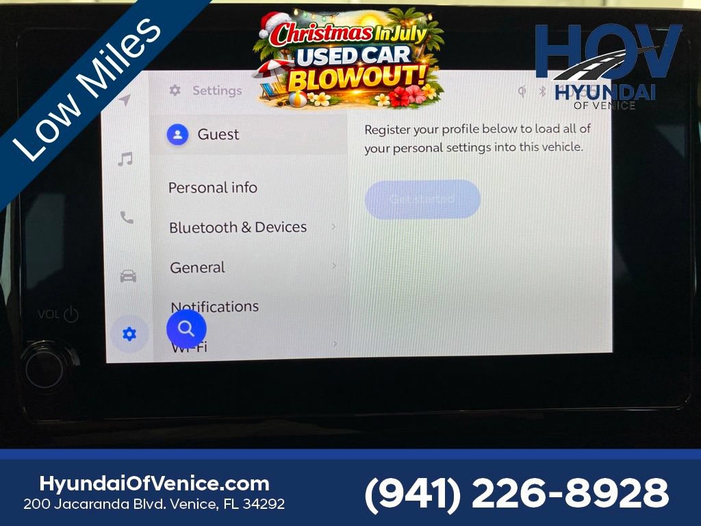 Used 2024 Toyota Corolla Cross LE w/ Moonroof Package FWD image 14