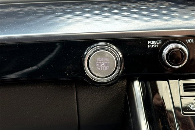 Certified 2022 Kia Carnival SX Prestige image 30