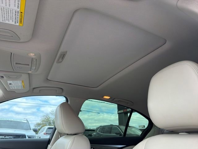 Used 2017 INFINITI Q50 Red Sport 400 image 11