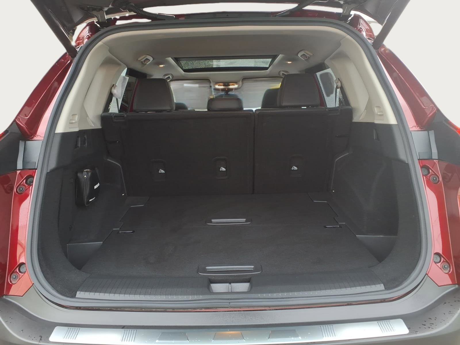 Certified 2021 Nissan Rogue Platinum image 16
