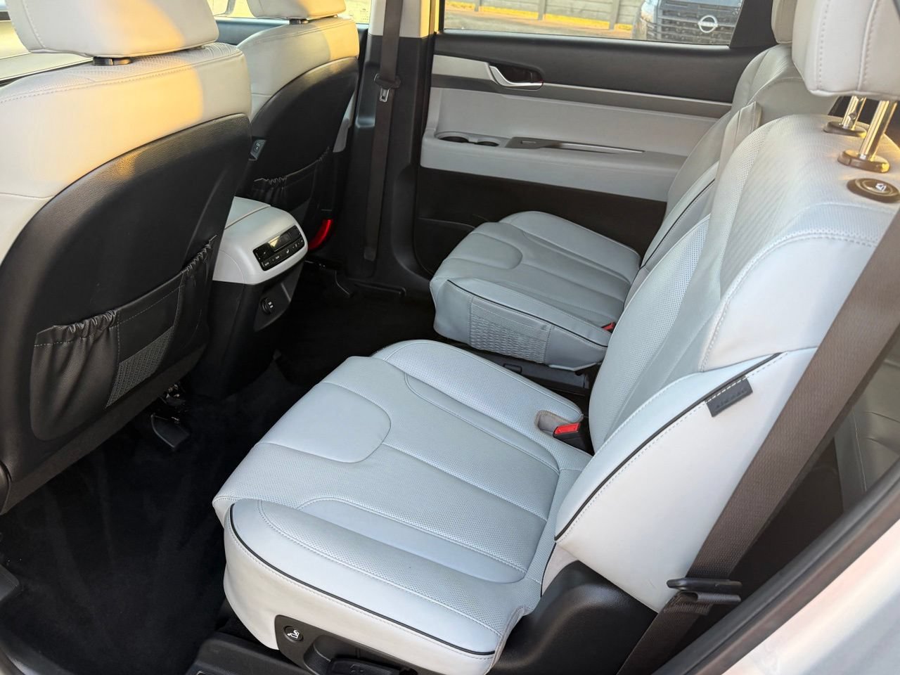 Used 2025 Hyundai Palisade SEL AWD/4WD image 31