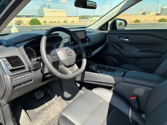 Certified 2026 Nissan Rogue Dark Armor FWD image 11