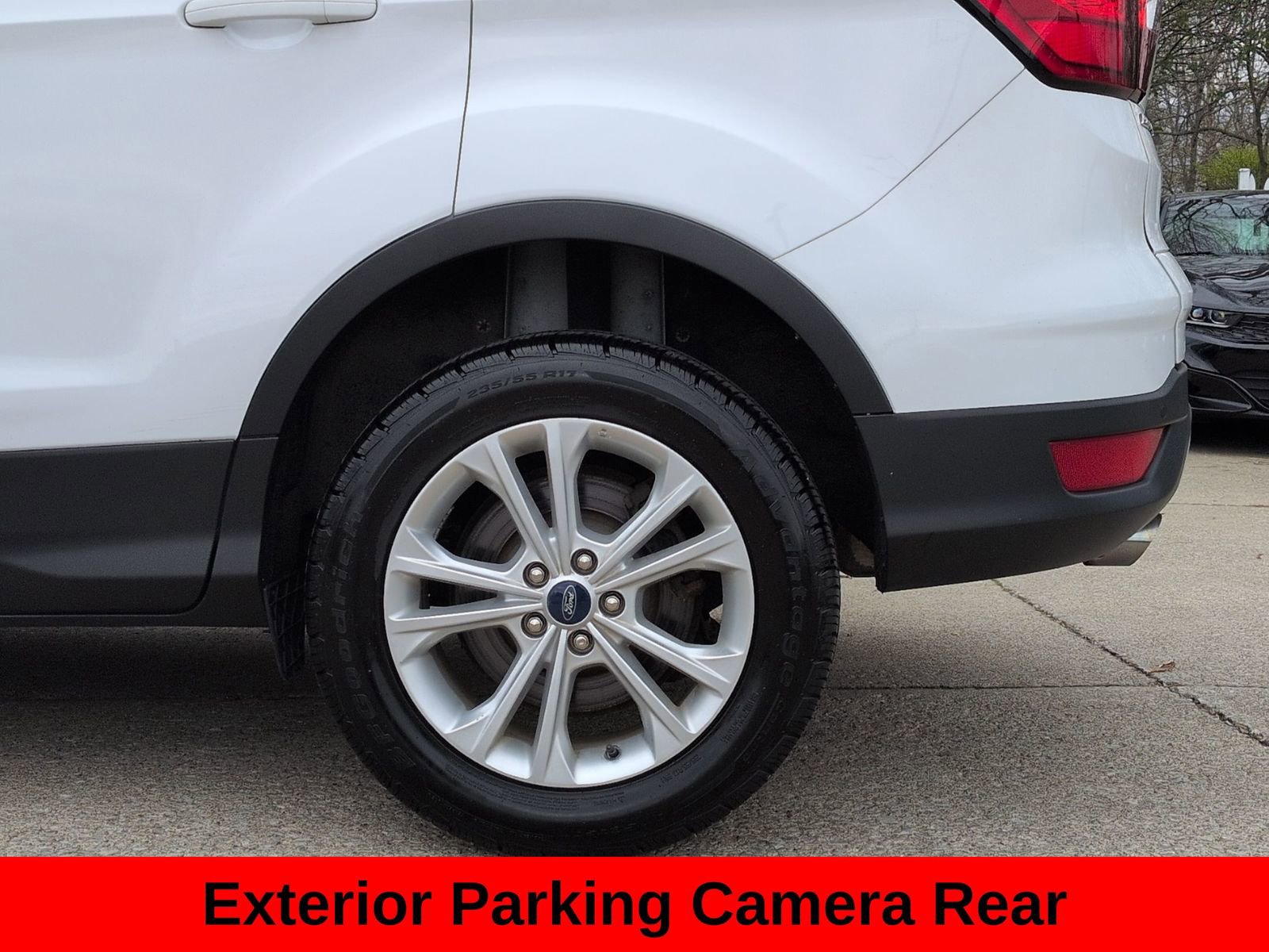 Used 2019 Ford Escape SEL FWD image 13