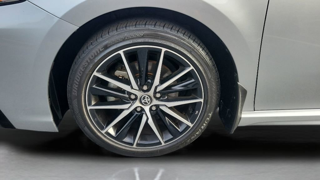 Used 2023 Toyota Camry SE image 10