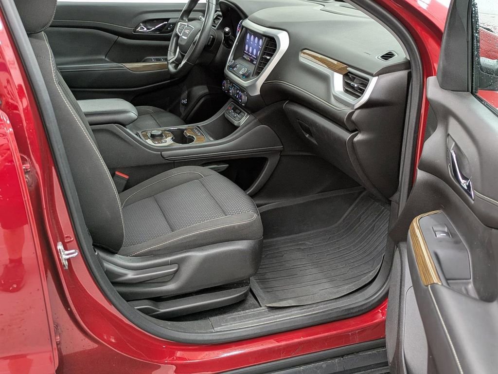 Used 2022 GMC Acadia SLE w/ Driver Convenience Package image 16