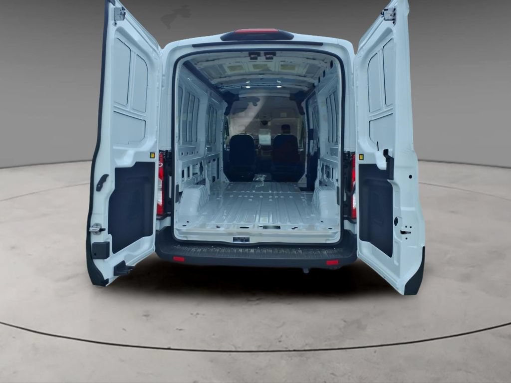 New 2026 Ford Transit 250 148 Medium Roof RWD image 10
