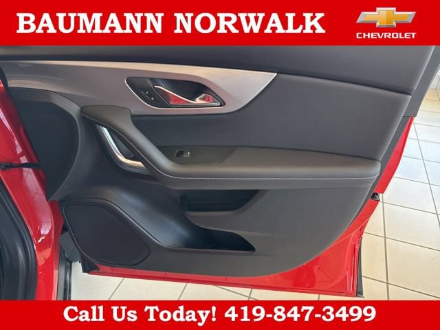 New 2025 Chevrolet Blazer LT w/ Convenience Package AWD/4WD image 43