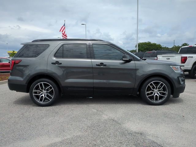Used 2017 Ford Explorer Sport w/ Equipment Group 401A AWD/4WD image 3