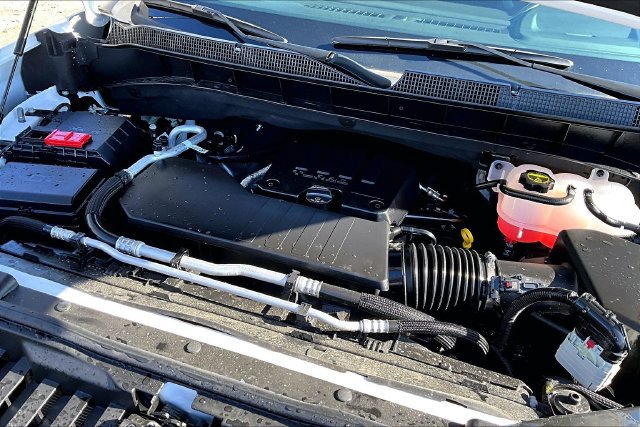Used 2026 Chevrolet Silverado 1500 LT AWD/4WD image 31