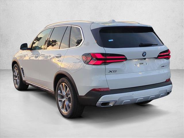 New 2026 BMW X5 xDrive50e AWD/4WD image 9