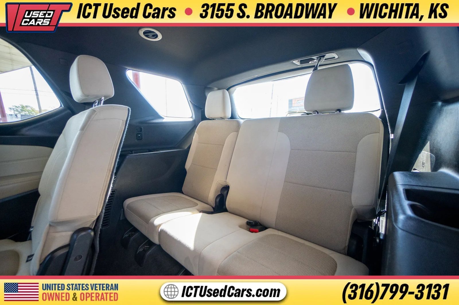 Used 2022 Chevrolet Traverse LS FWD image 24