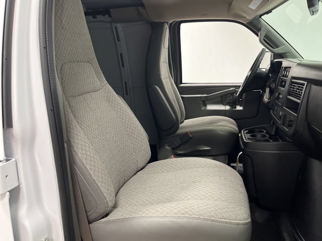 New 2026 Chevrolet Express 3500 Extended w/ Driver Convenience Package RWD image 20