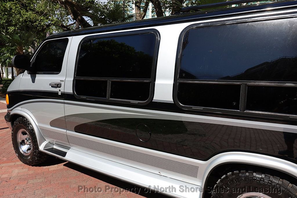 Used 1998 Dodge B1500 image 23