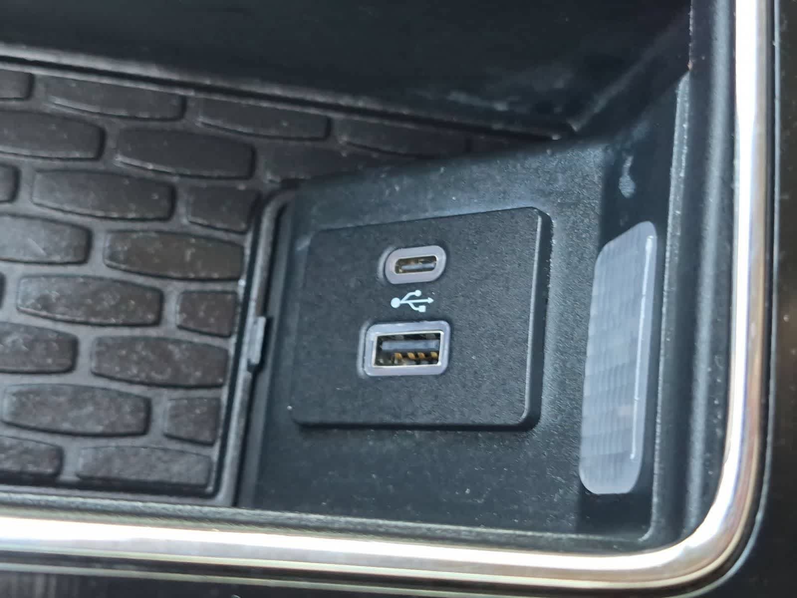 Used 2020 Lincoln Aviator Reserve w/ Equipment Group 202A AWD/4WD image 31