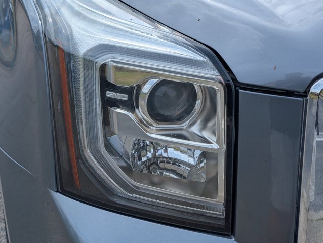 Used 2018 GMC Yukon Denali w/ Open Road Package image 4