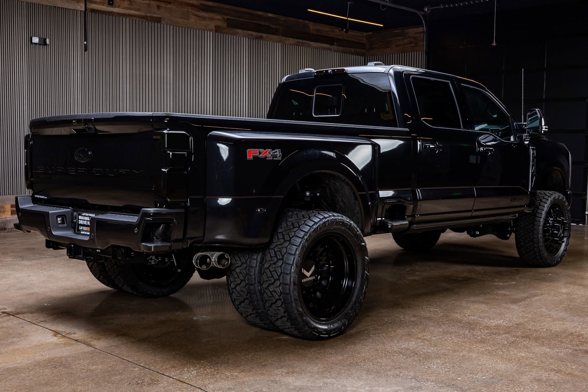 Used 2026 Ford F350 Lariat w/ Lariat Premium Package image 10