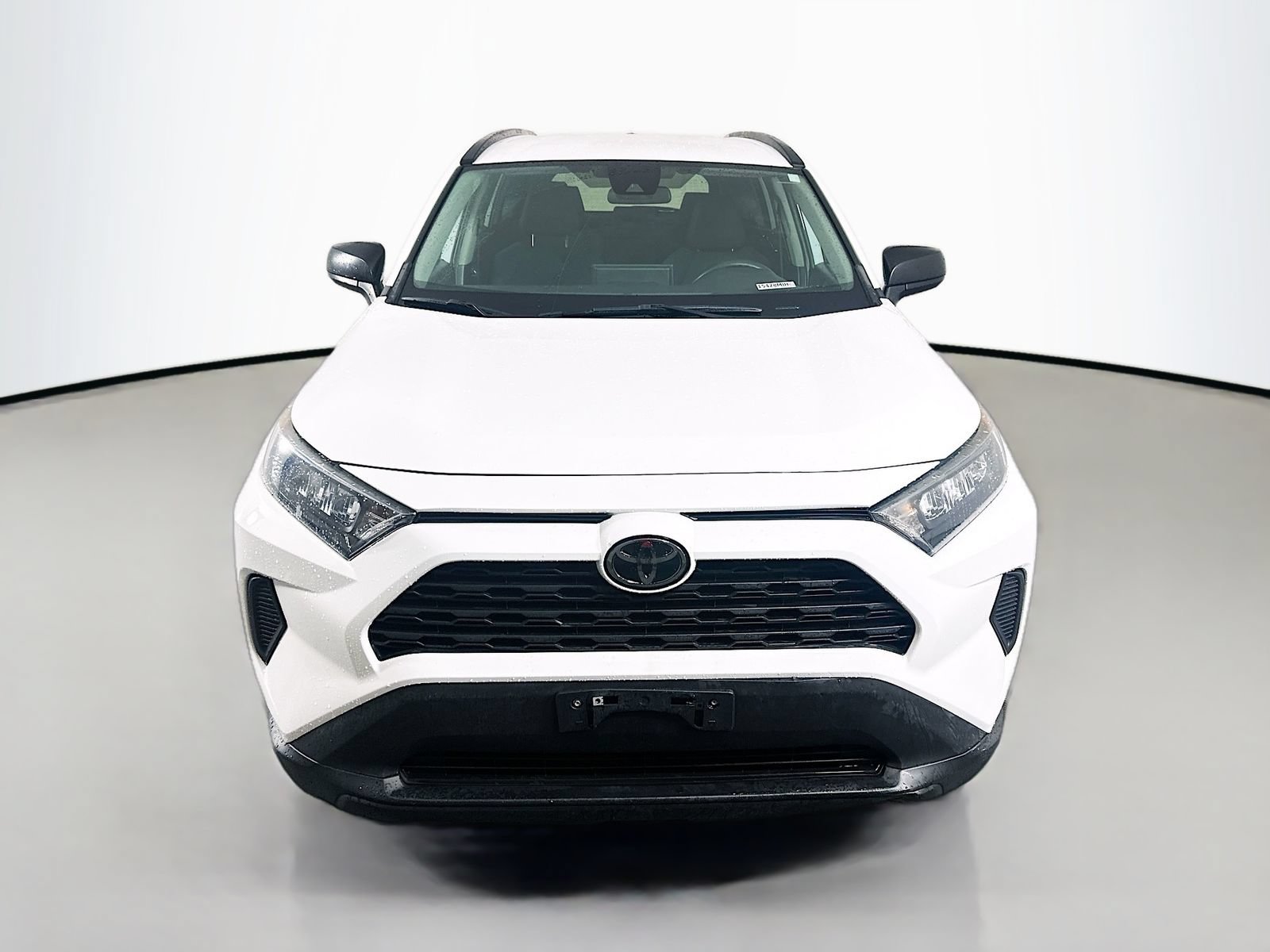 Used 2021 Toyota RAV4 LE AWD/4WD image 2