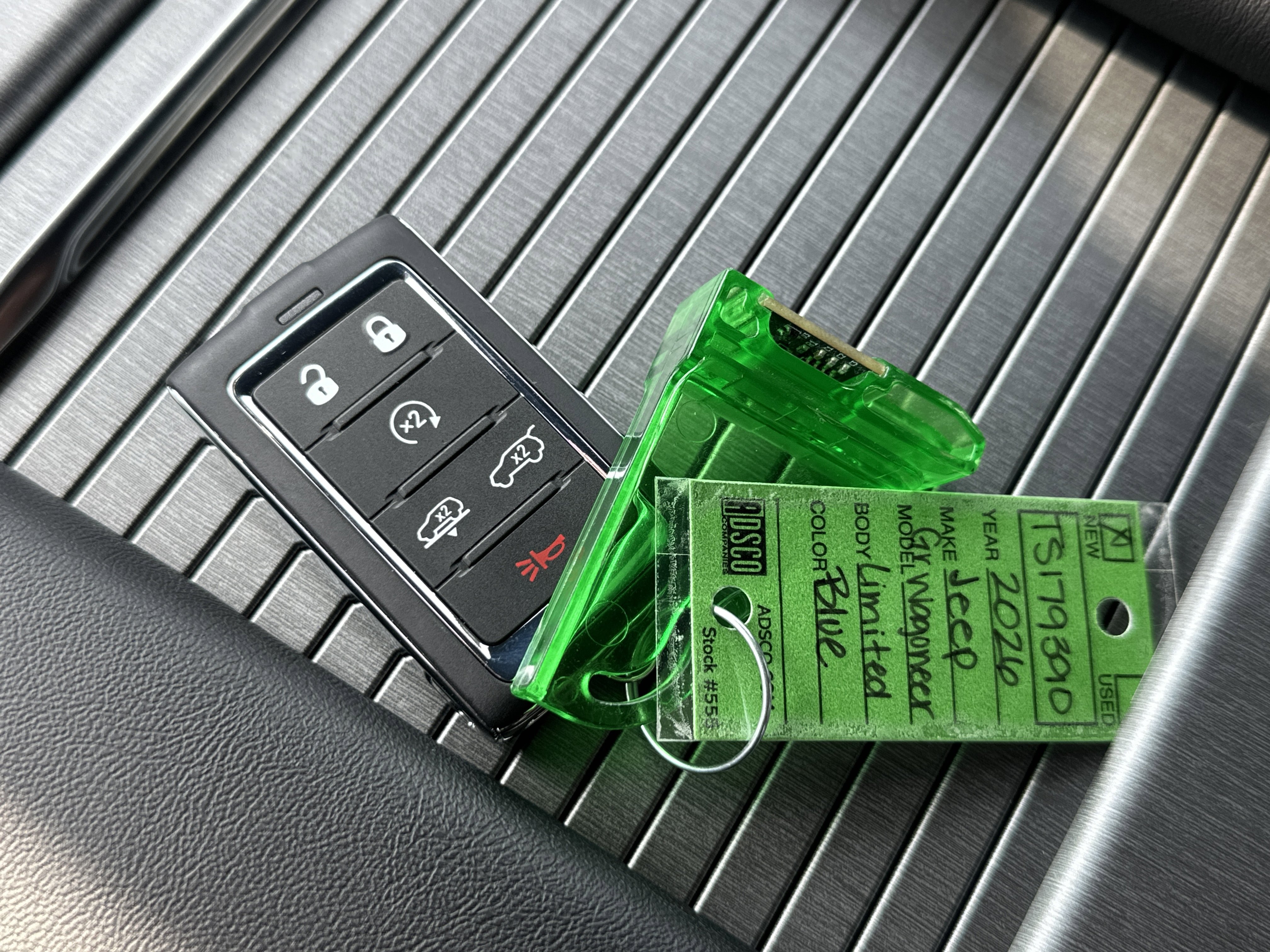 New 2026 Jeep Grand Wagoneer Limited AWD/4WD image 3