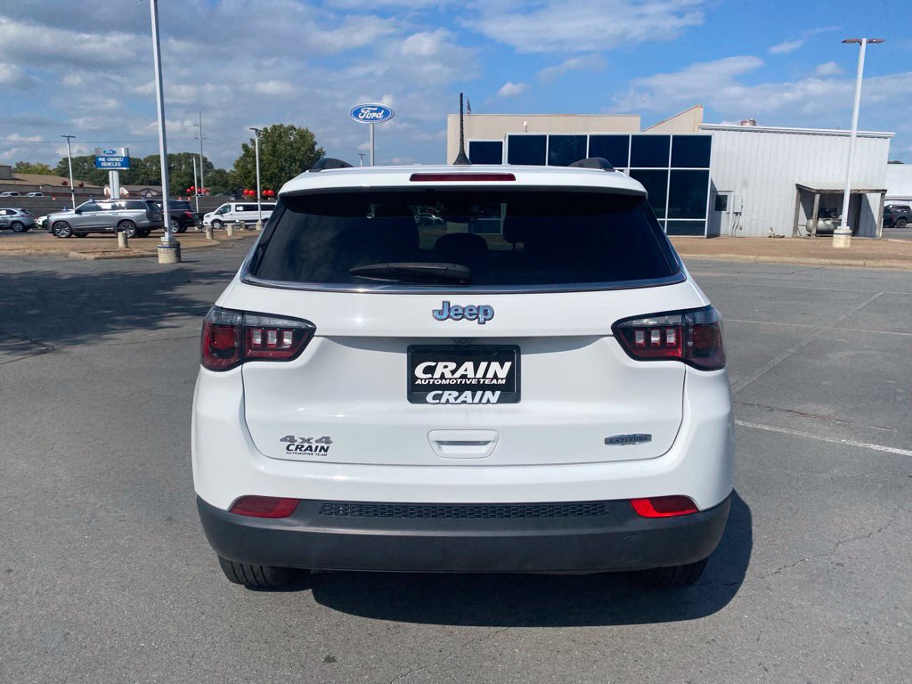 Used 2023 Jeep Compass Latitude AWD/4WD image 6