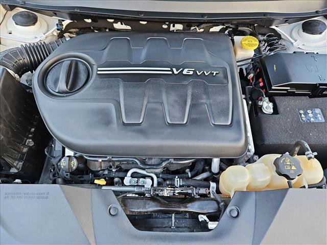Used 2019 Jeep Cherokee Limited AWD/4WD image 22