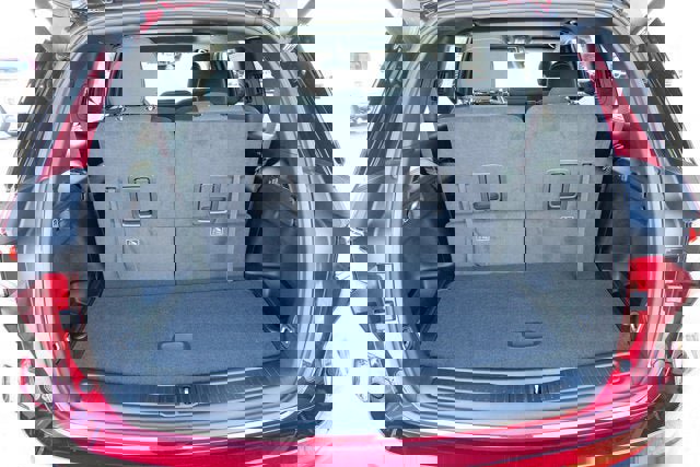 New 2025 Jeep Grand Cherokee L Laredo image 32