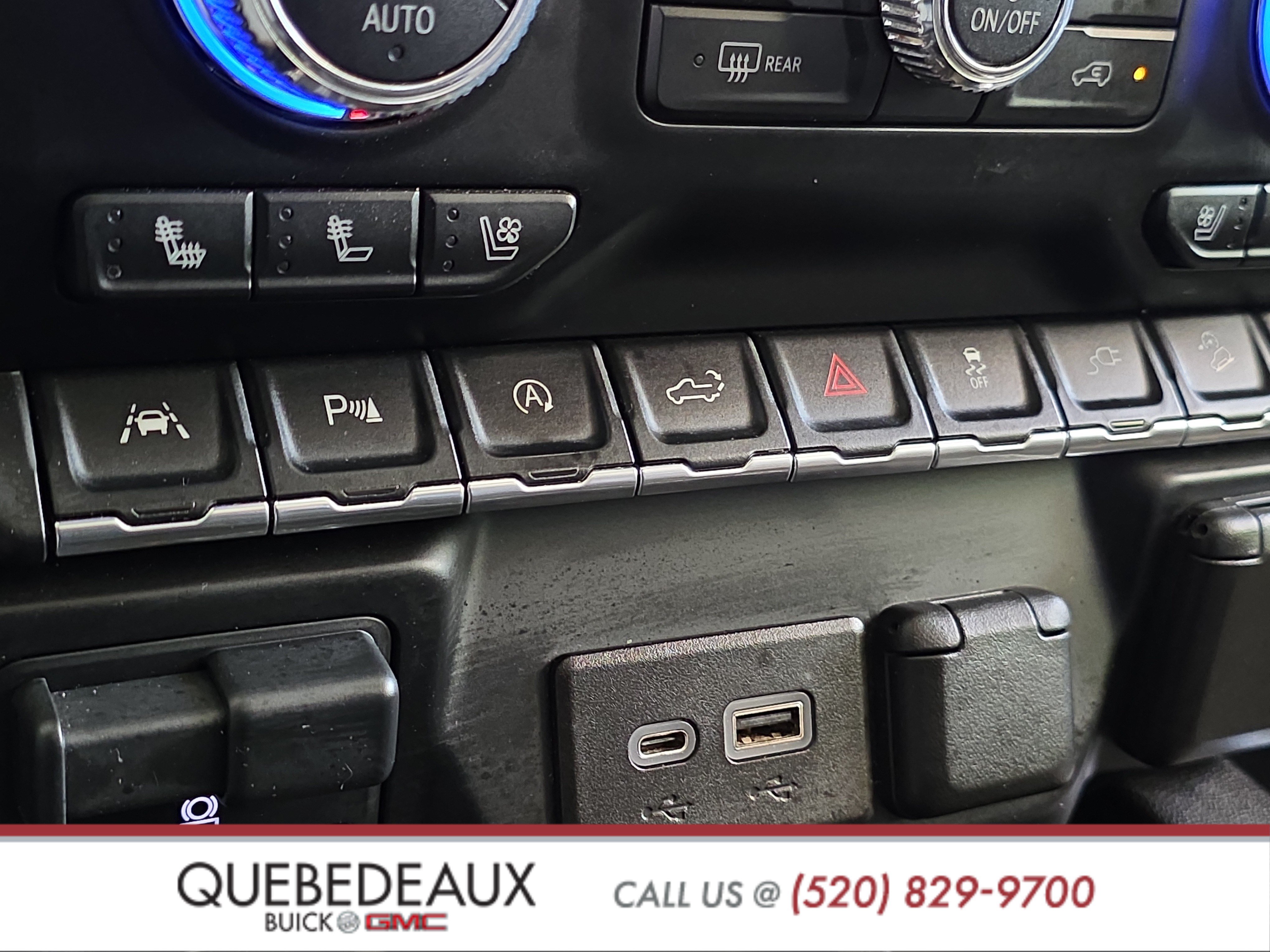 Used 2021 GMC Sierra 1500 Denali w/ Denali Ultimate Package AWD/4WD image 23