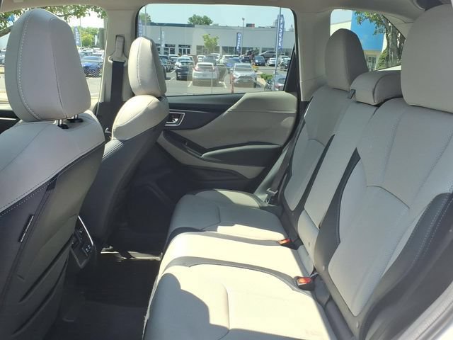 Used 2023 Subaru Forester Limited AWD/4WD image 17