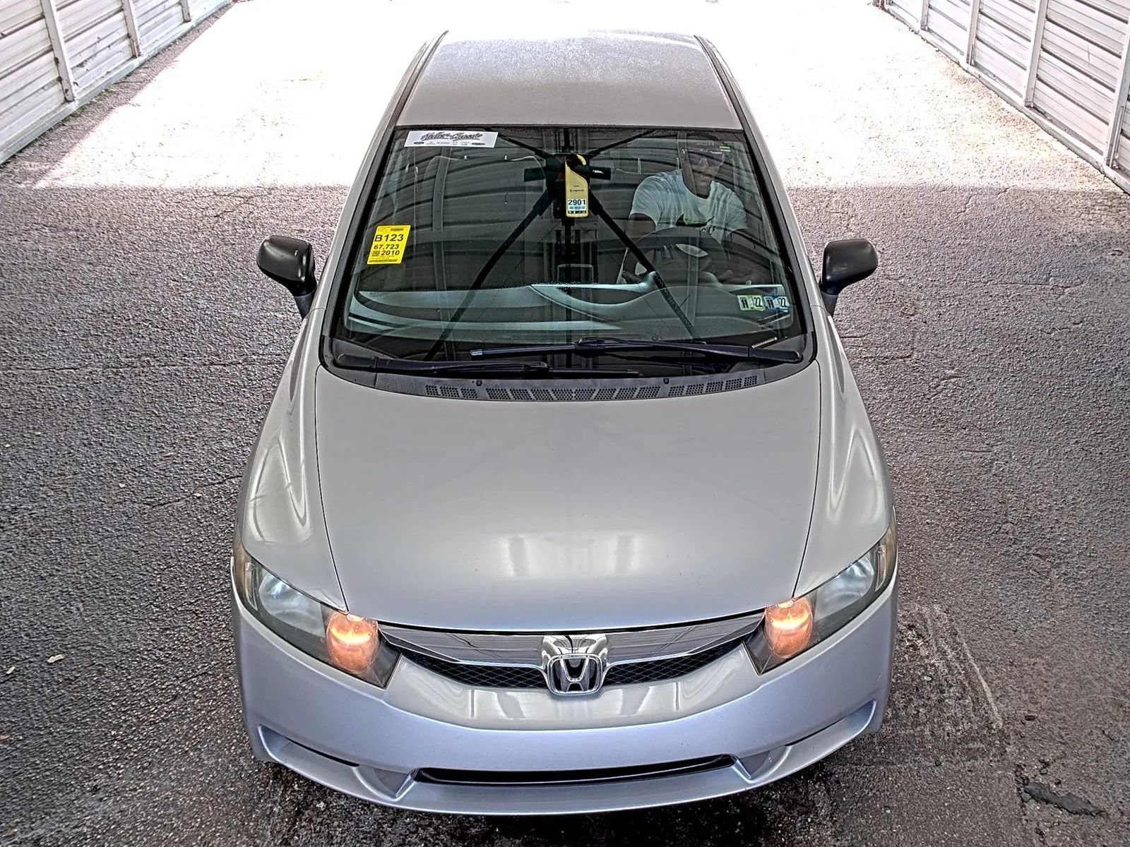 Used 2010 Honda Civic DX-VP image 3
