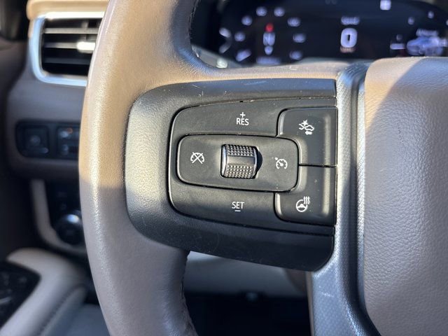 Used 2023 GMC Yukon XL Denali image 32