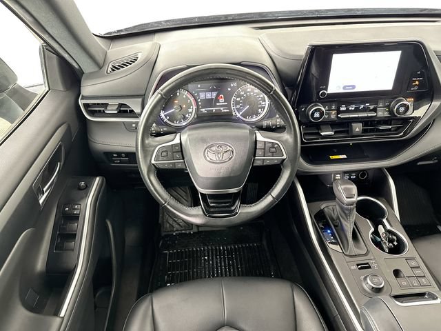 Used 2023 Toyota Highlander XSE AWD/4WD image 20