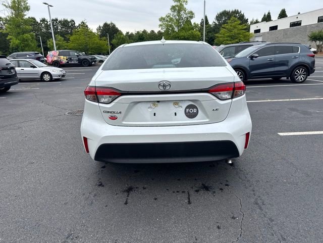 Used 2025 Toyota Corolla LE FWD image 4