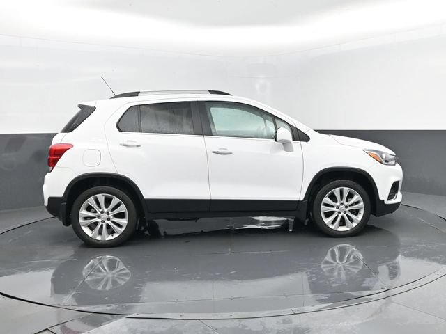 Used 2020 Chevrolet Trax Premier w/ LPO, Protection Package AWD/4WD image 4