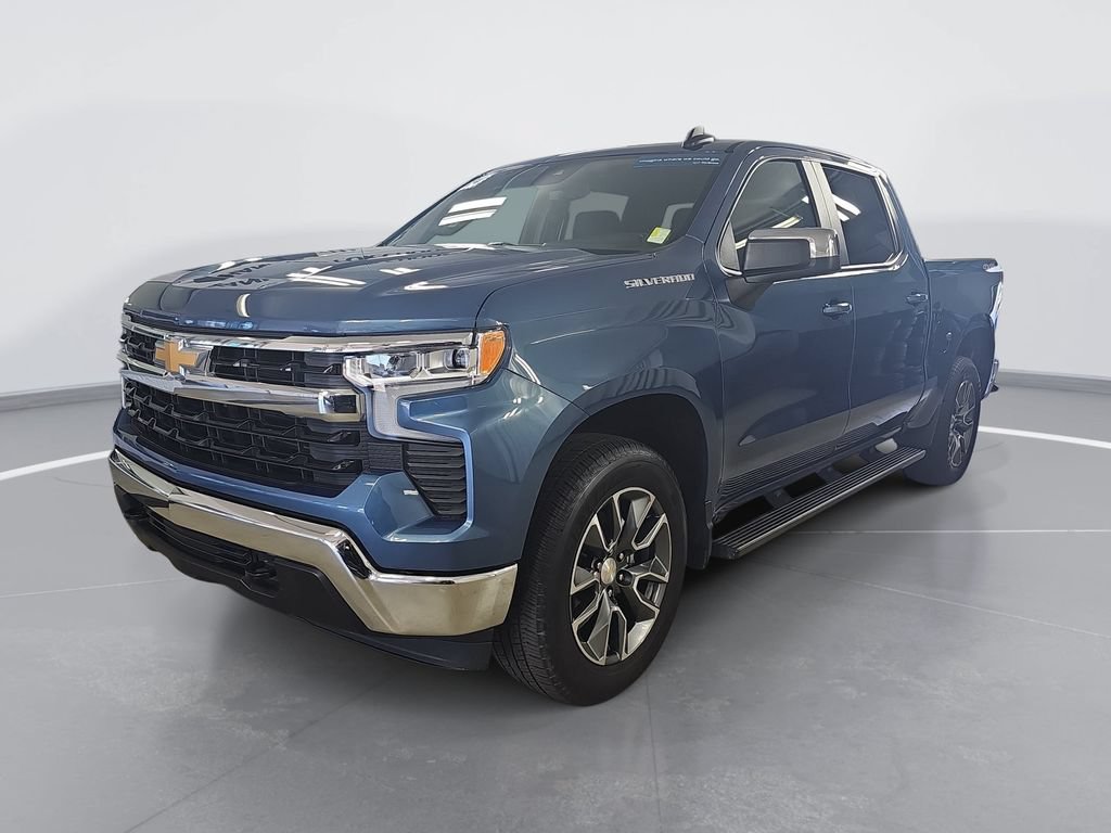 Certified 2024 Chevrolet Silverado 1500 LT AWD/4WD image 9
