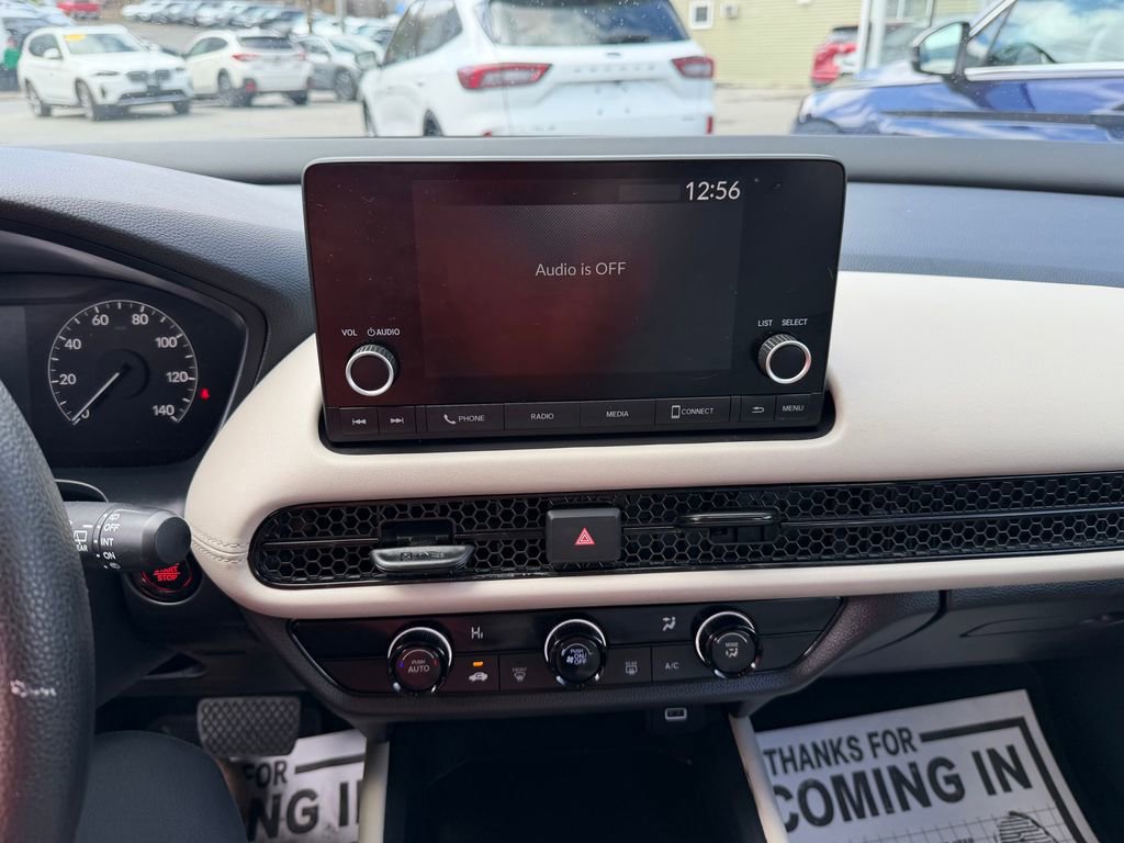 Used 2025 Honda HR-V LX image 17