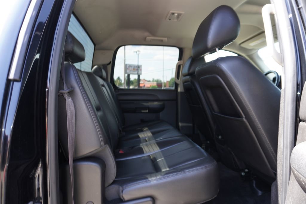 Used 2014 GMC Sierra 2500 SLE w/ SLE Preferred Package image 27