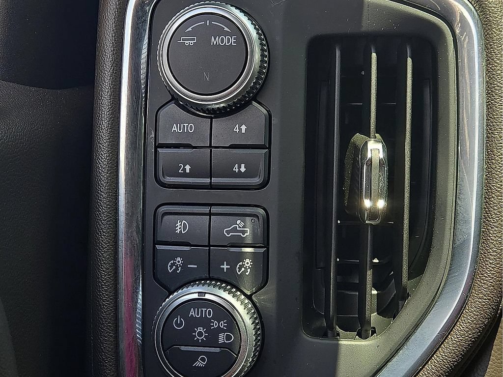 Used 2020 GMC Sierra 1500 SLT w/ SLT Premium Plus Package AWD/4WD image 33