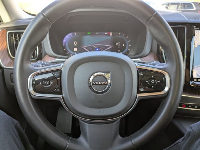 Certified 2023 Volvo XC60 B5 Plus w/ Protection Package Premier image 34