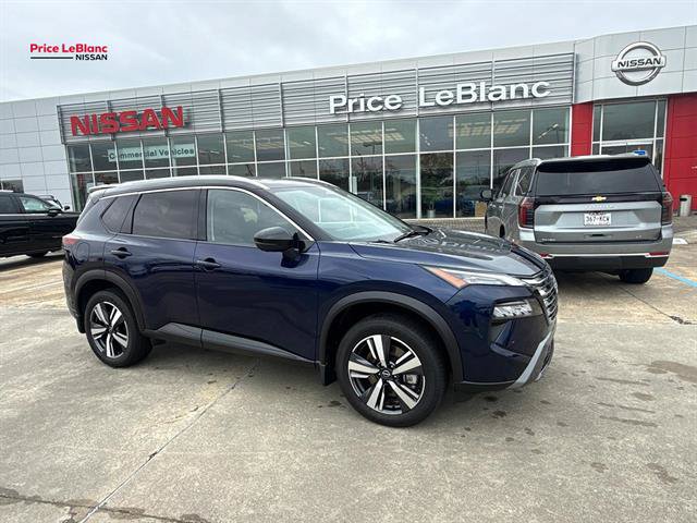Certified 2025 Nissan Rogue SL w/ Tech Package AWD/4WD image 1